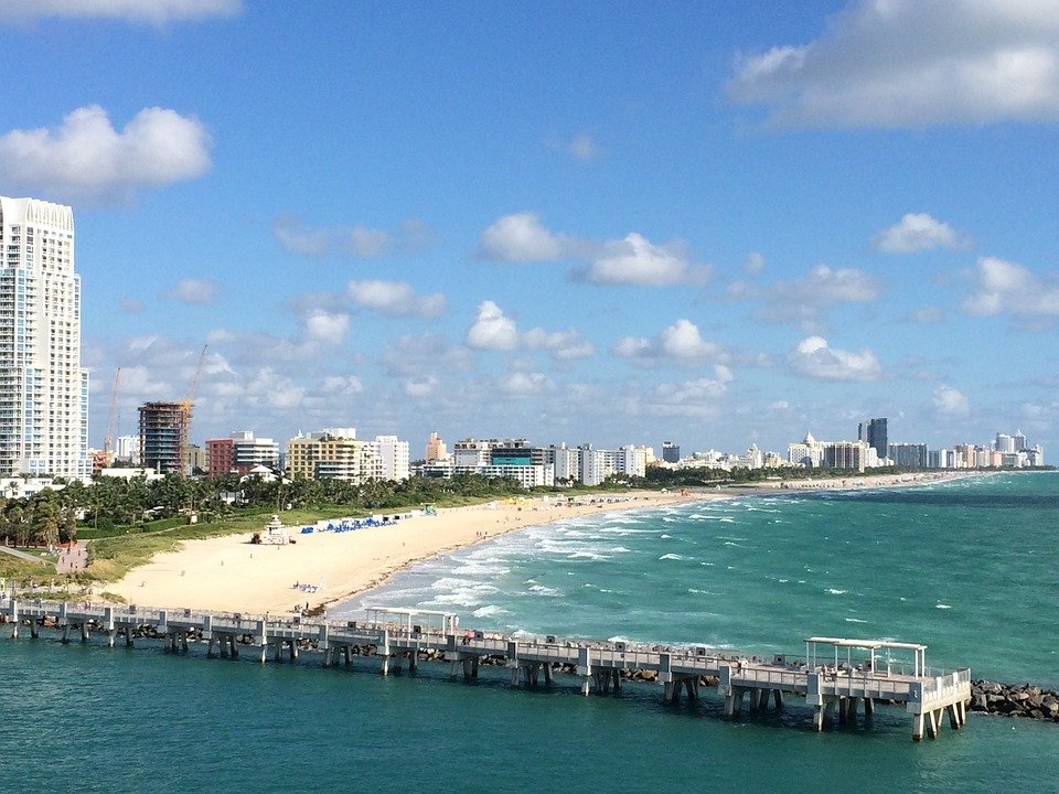 Living the High Life: Miami Beach's Most Elegant Rental Properties