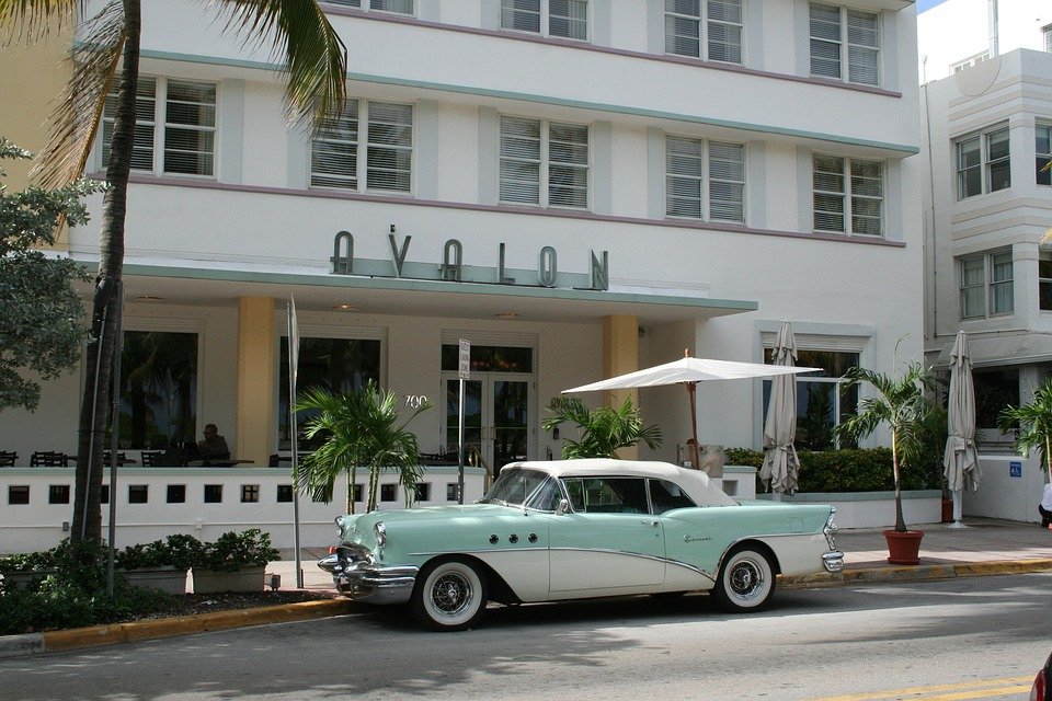 Indulge in Opulence: Miami Beach's Top Rental Homes Await You