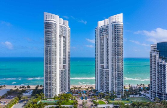 JUST LISTED | Oceanfront 3-Bed, 3.5-Bath Condo Offered at $2.795M