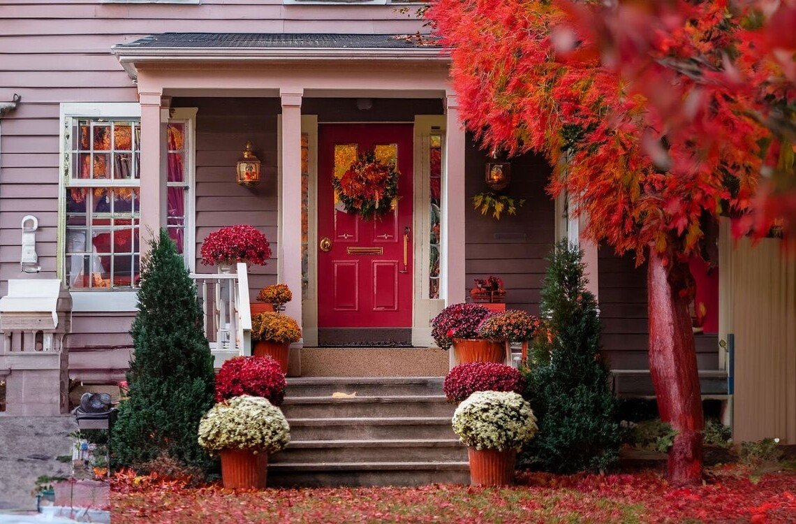 5 Reasons You'll Fall In Love Buying A Home in the Fall — Urban Resource